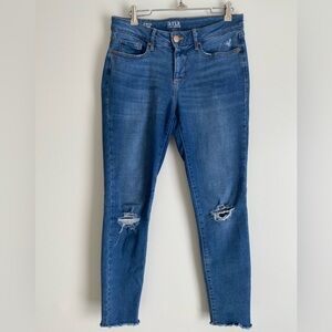 a.n.a Distressed Skinny Jeans in Blue